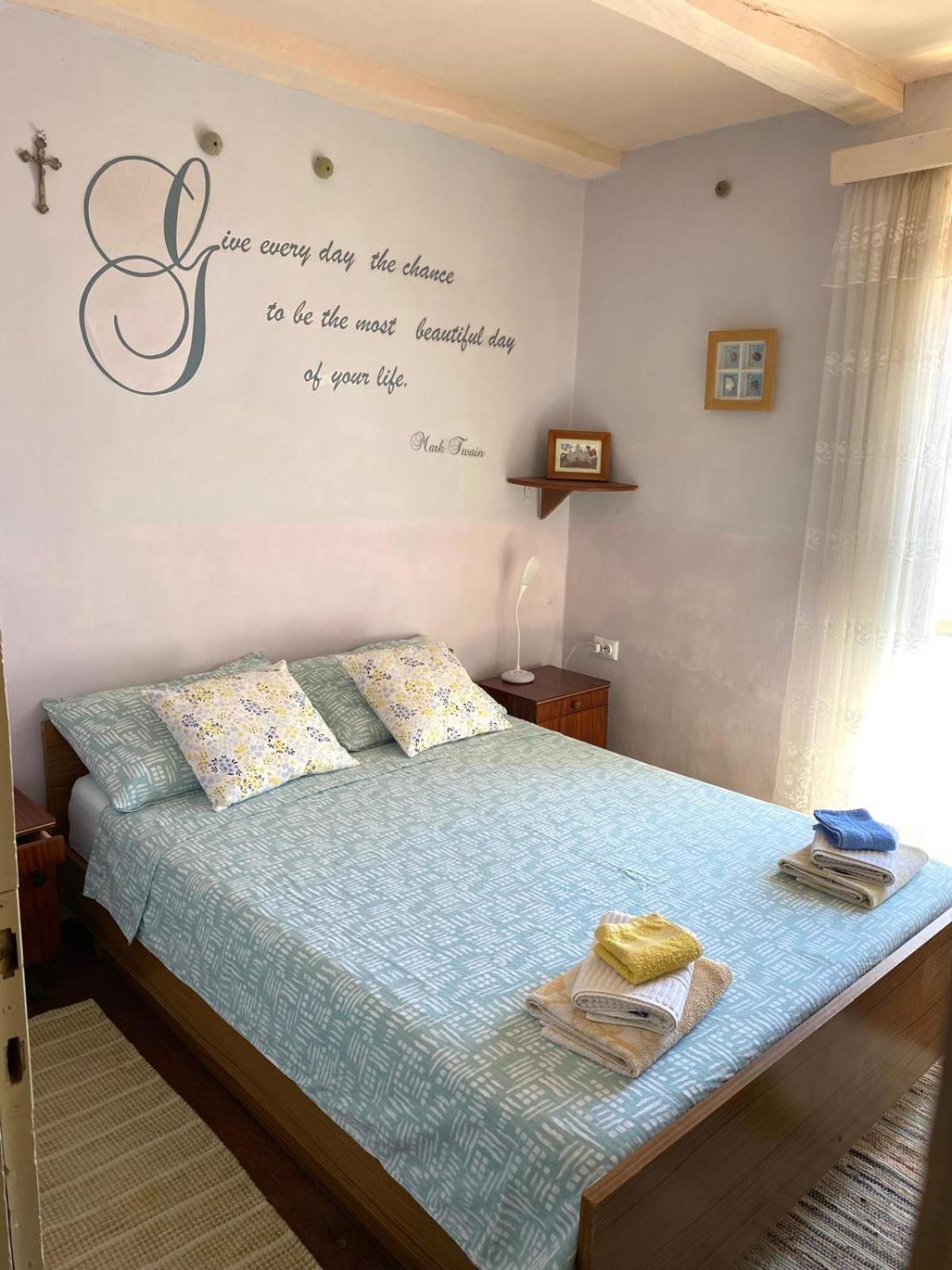 Cacini Dvori Apartment Lastovo