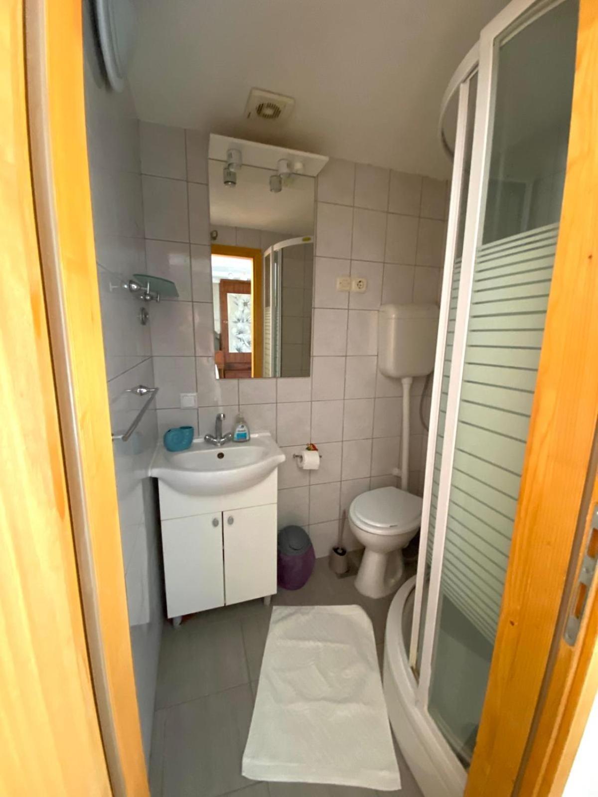 Cacini Dvori Apartment